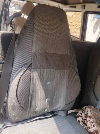 CAR SEATS FOR BOLAN AND COROLLA CAR
