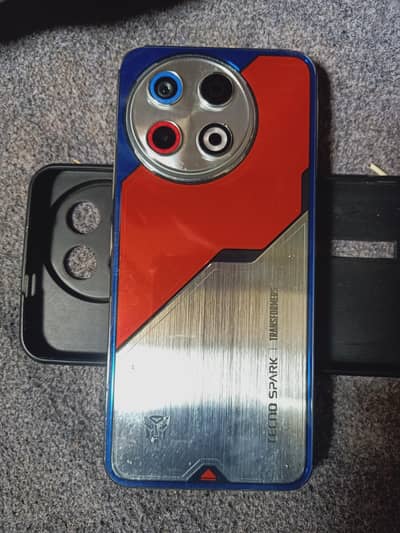 Tecno Spark 30 Pro 8/128 Transformer Edition