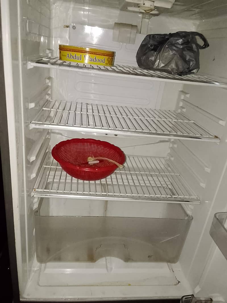Dawlance fridge 4
