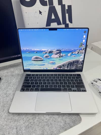 Macbook Pro M1  2021   16/512