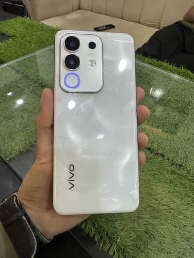 Vivo Y29