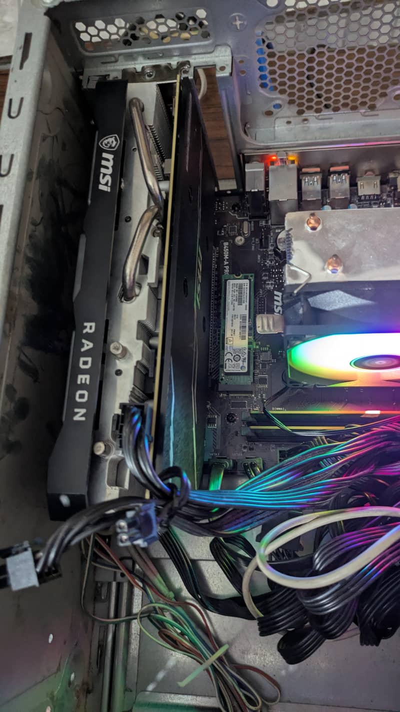 AMD RX5600 XT 2