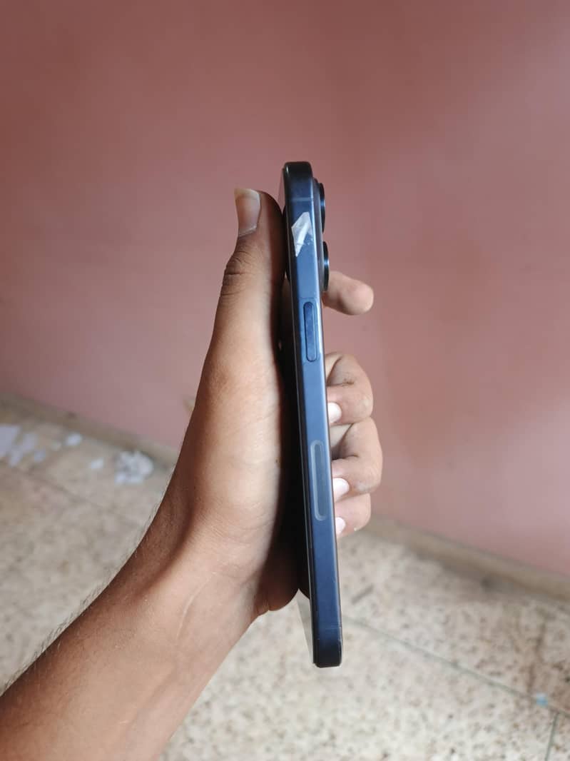 Apple iPhone 15 Pro 7