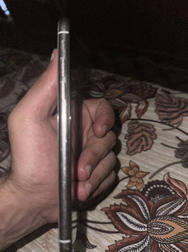 Apple iPhone X 0