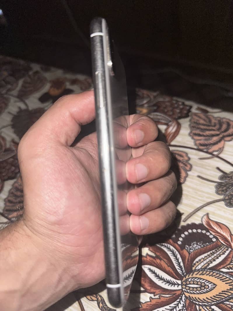 Apple iPhone X 1