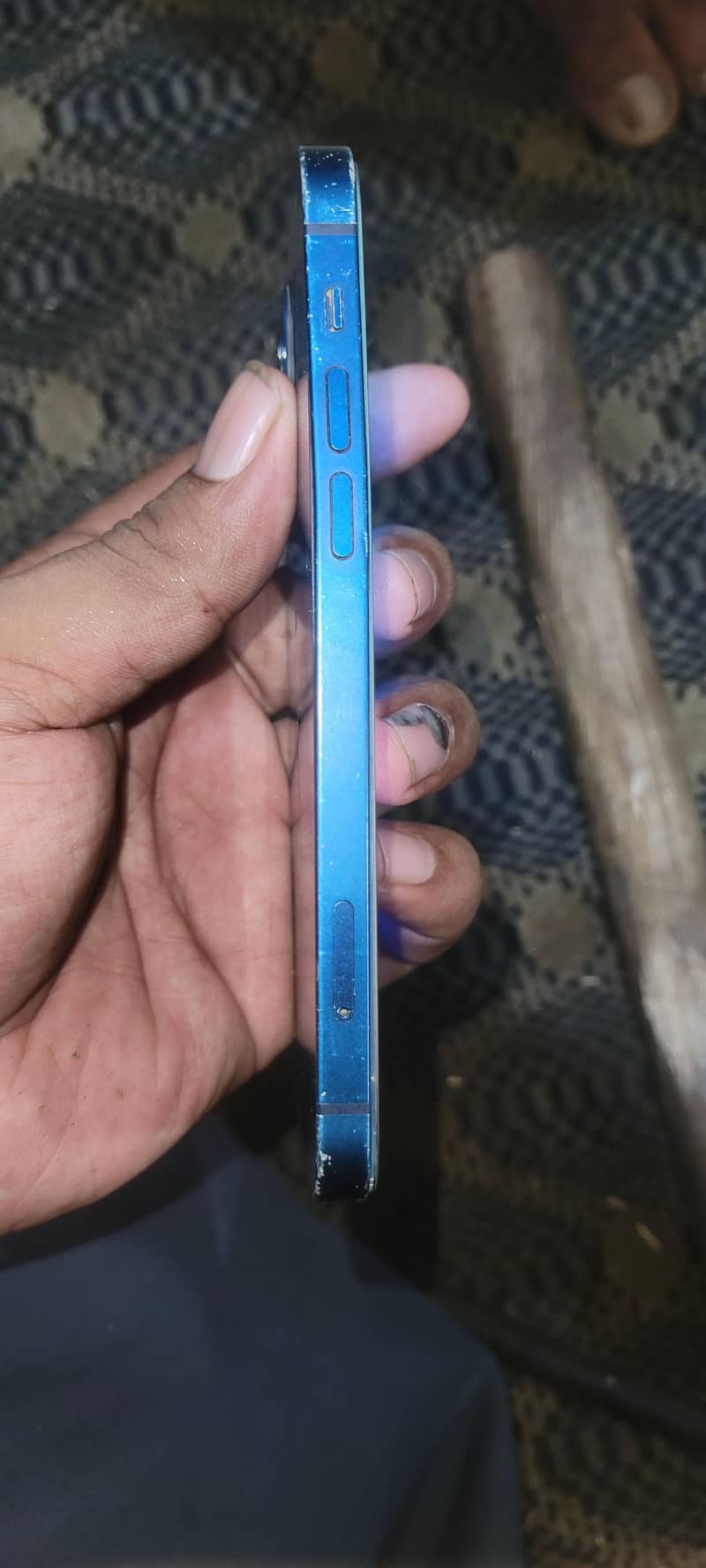 Apple iPhone 12 2