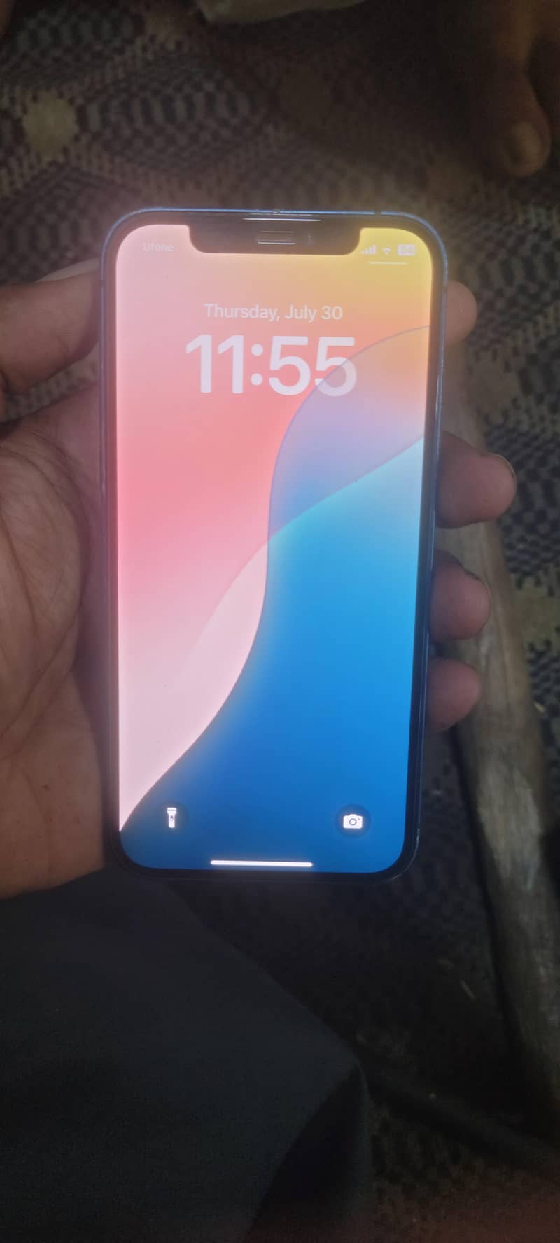 Apple iPhone 12 3
