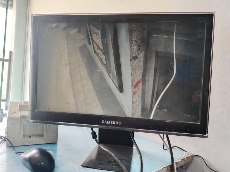 LCD 19 inch Touch Button 0