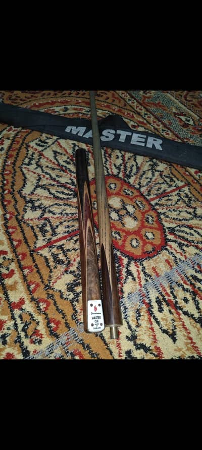 Master Connoisseur Snooker Cue (Thailand)