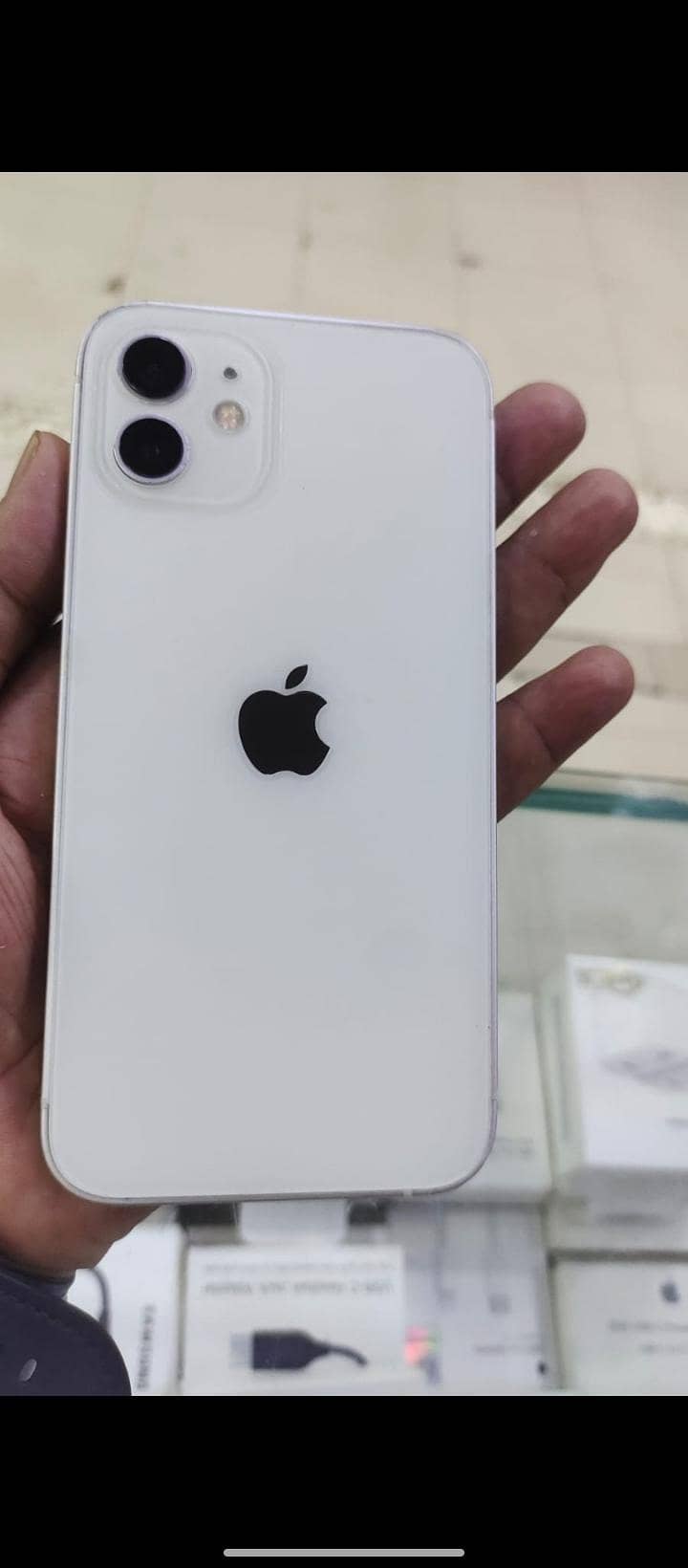 Apple iPhone 12 1