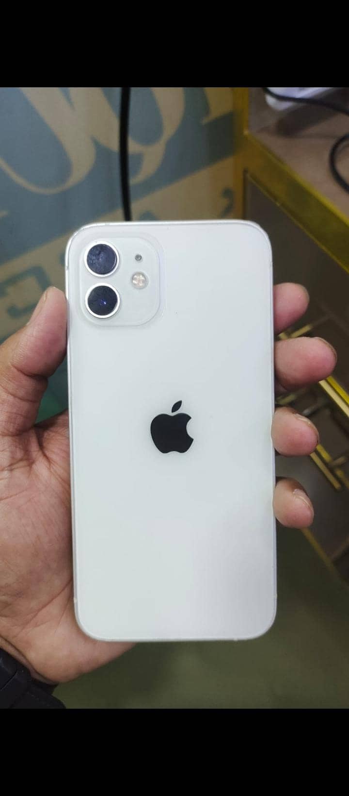 Apple iPhone 12 2