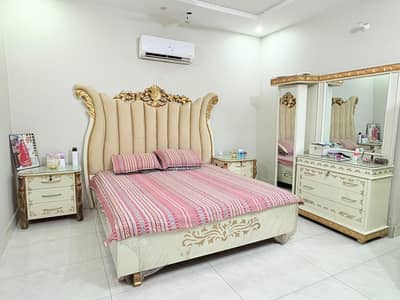 King Size Bed and King size Dressing Table Dico paint