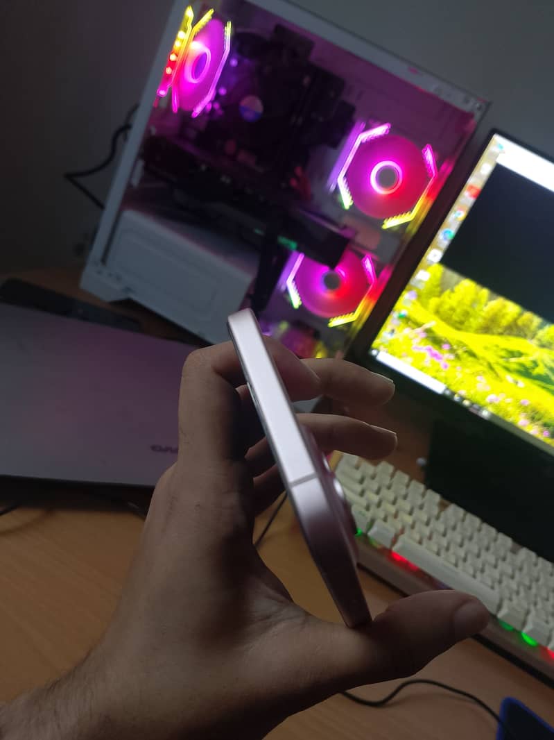 iPhone 15 plus jv 2
