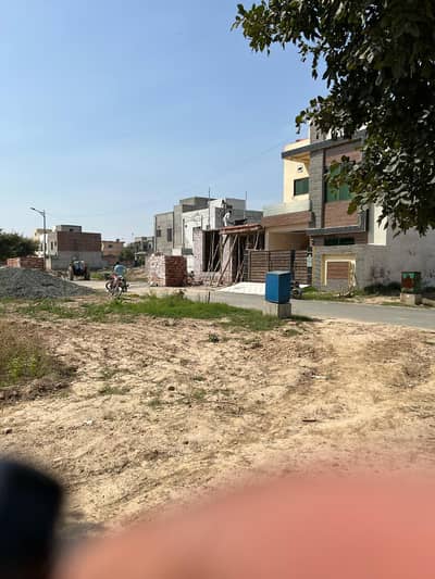 5 MARLA MOST BEAUTIFUL PRIME LOCATION RESIDENTIAL PLOT AVAILABLE FOR SALE IN NEW LAHORE CITY PHASE 2 WITH ALL DUSE CLEAR