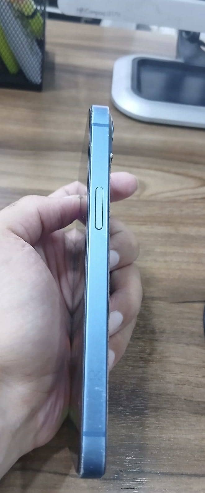 Apple iPhone 13 2