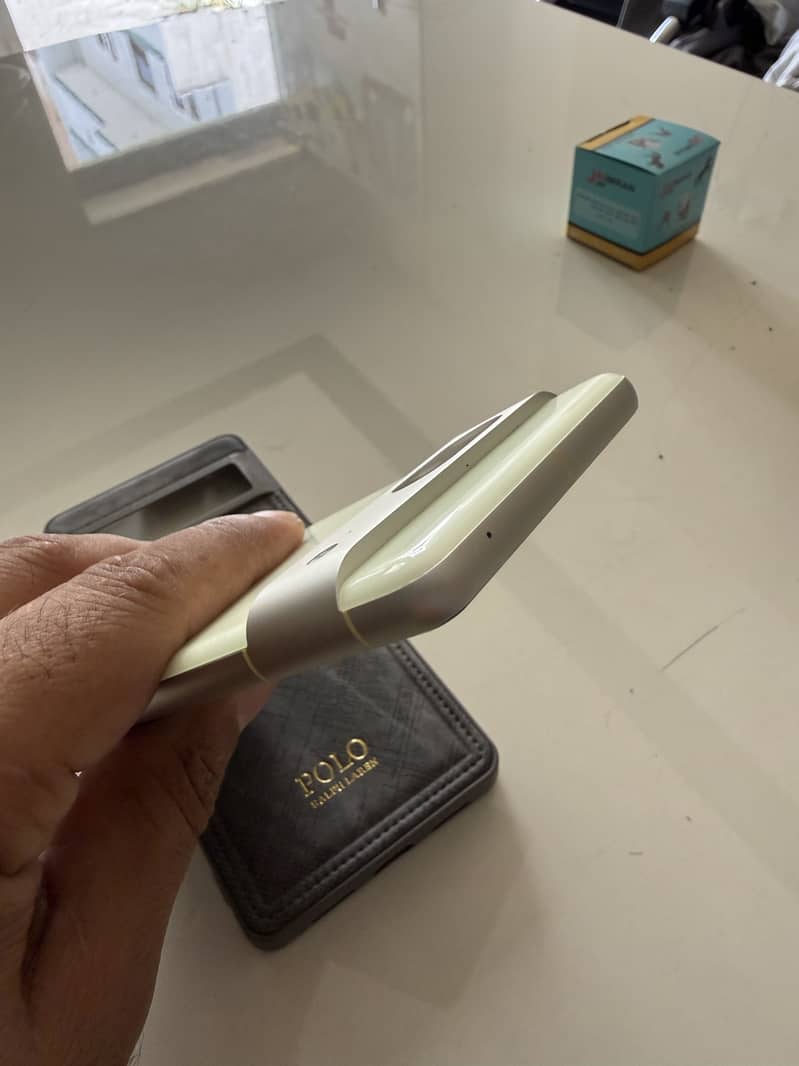 Google Pixel 7 5