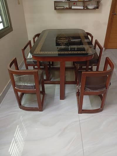 6 Seater Dinning Table.