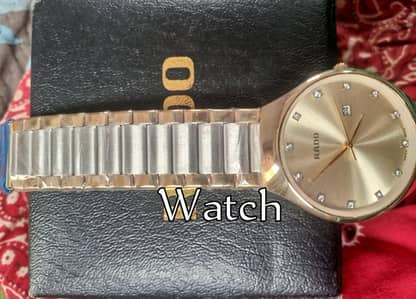 Men's Two Tone Golden Watch With Box - Brand New Unused stylish mens