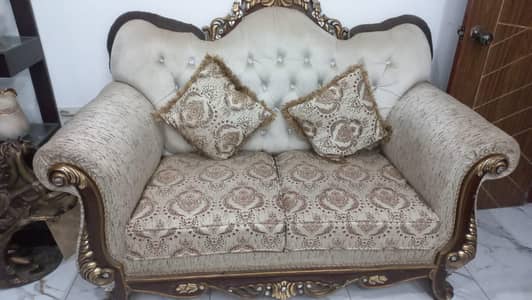 7 seater Sofa Set for sell