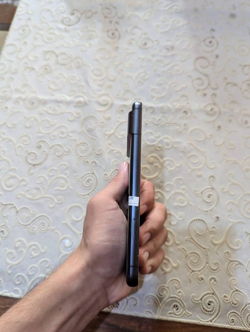 Google Pixel 8 3
