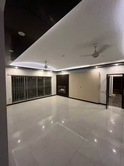 One Kanal House Available For Rent in DHA Phase 8 Ex Park View