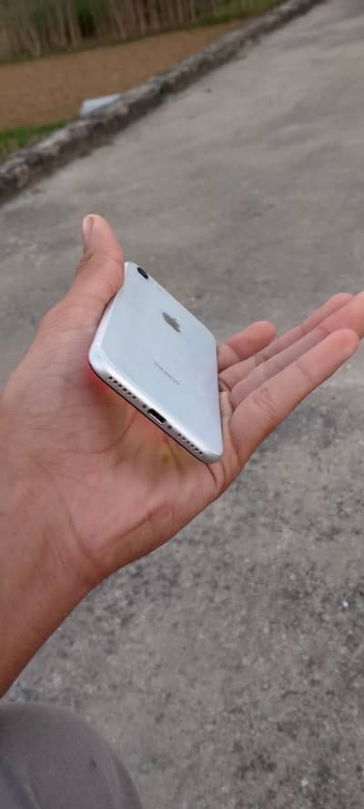 iPhone SE 2
