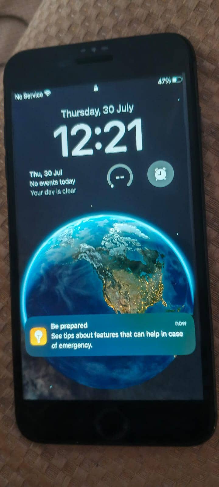 Apple iPhone 8 Plus 4