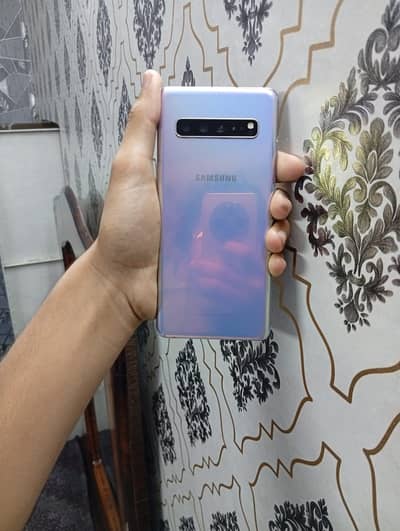 Samsung Mobile S10 5G only call urgent sale call on 03079639/230