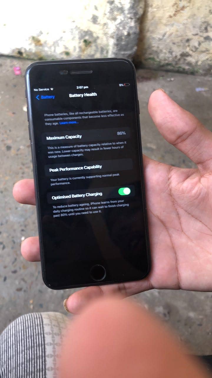 Apple iPhone 7 Plus 3