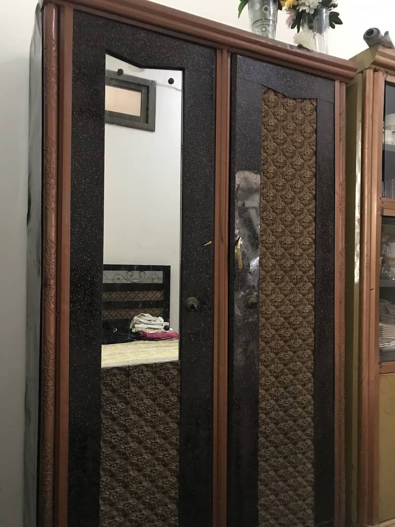 Wardrobe 0
