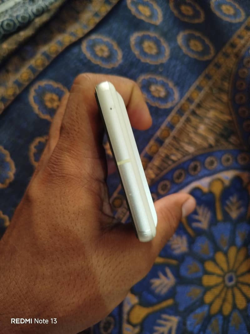 Google Pixel 7 3