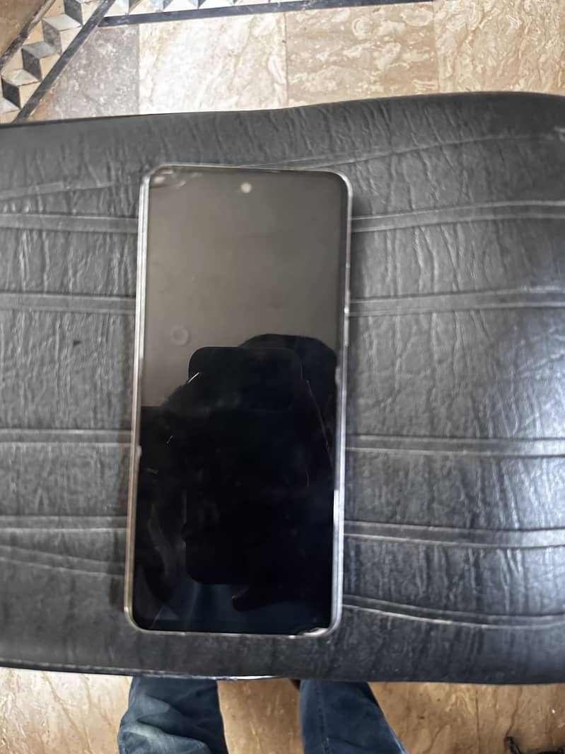 Tecno Camon 18P 6