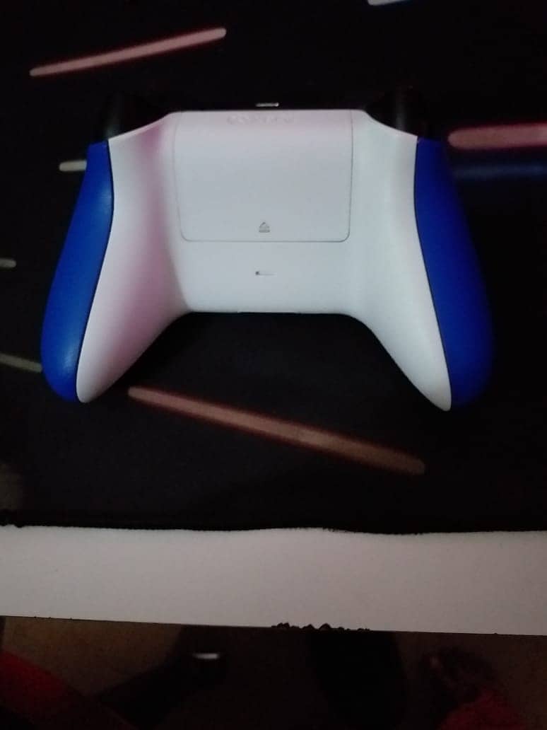 XBOX SERIES S CONTROLLER 4