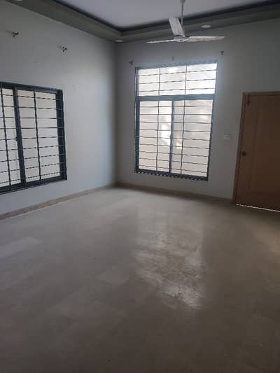 260 YARDS CORNER HOUSE IS AVAILABLE FOR SALE