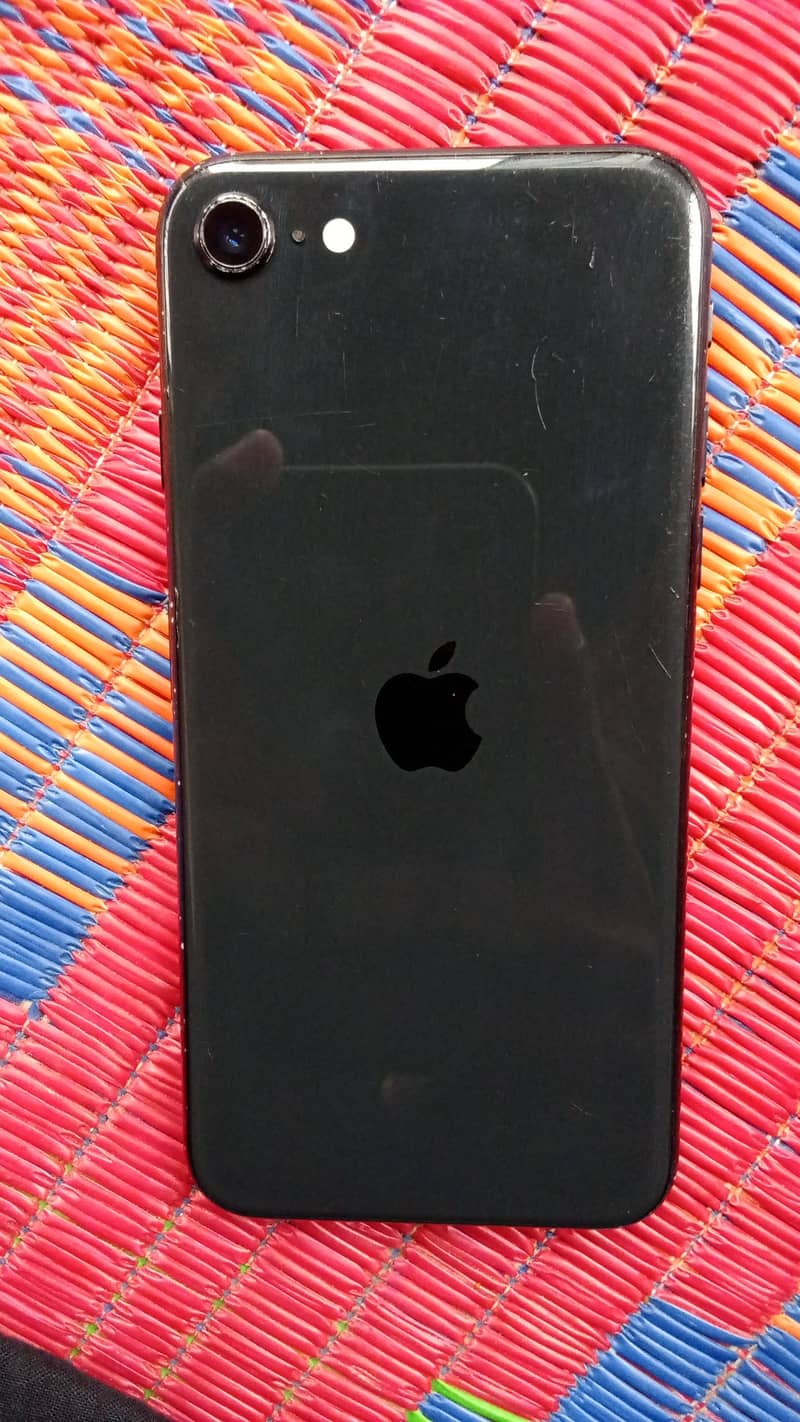 Apple iPhone SE 3