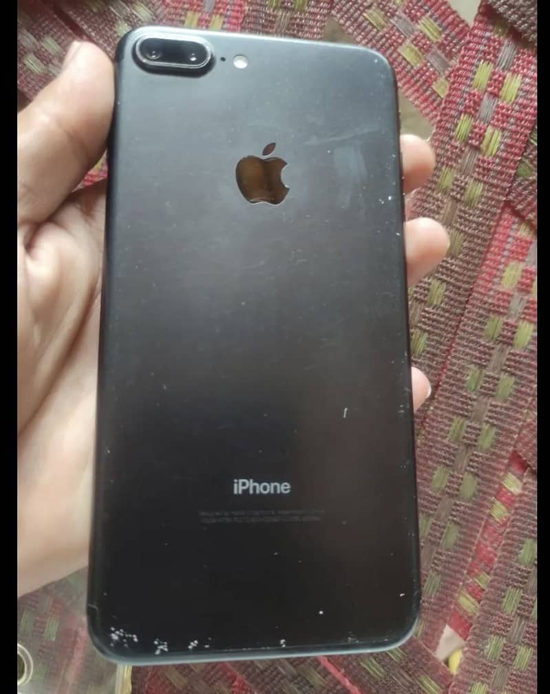 Apple iPhone 7 Plus 4