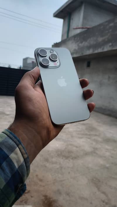Apple iPhone 15 Pro non pta jv 128 gb with box Exchange Possible