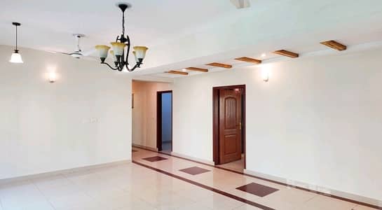 10 Marla Flat For rent In Askari 11 Lahore In Only Rs. 140000