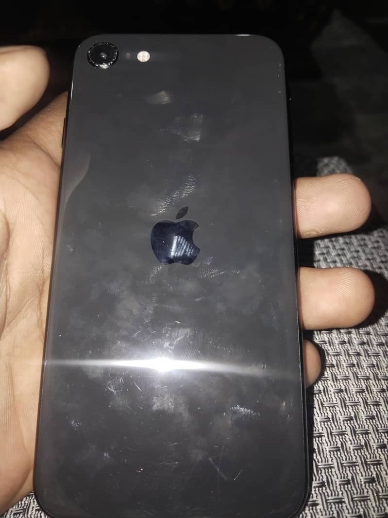 Apple iPhone SE 3