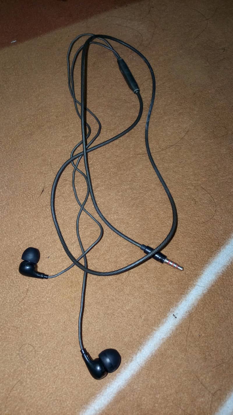 Hand free 0