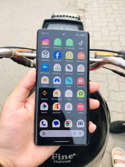 google pixel 7pro official PTA (USA model)