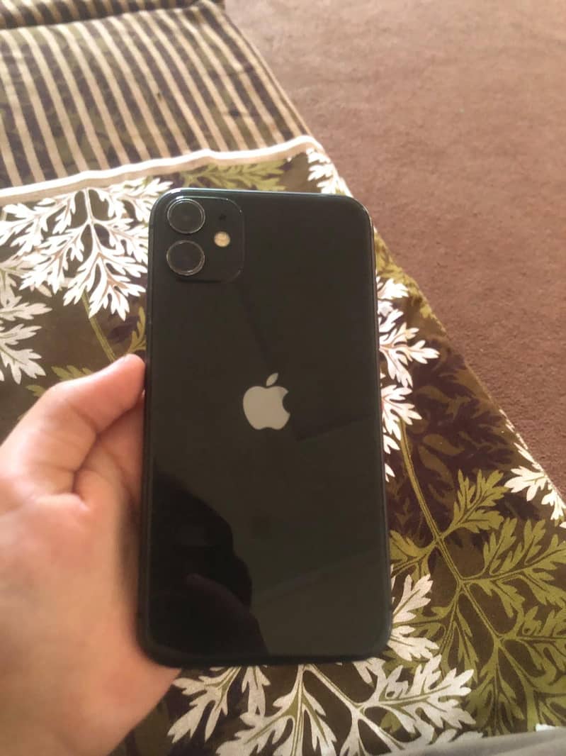 Apple iPhone 11 0