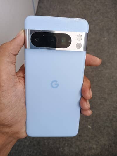 Google Pixel 8 Pro