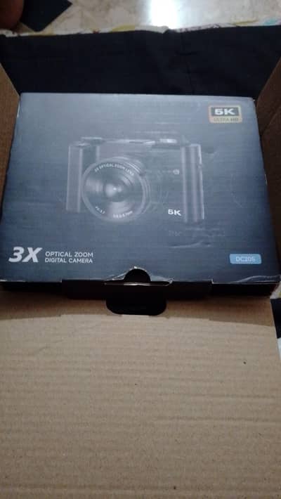 5K Ultra HD Digital Camera DC205 – 3X Optical Zoom (New)