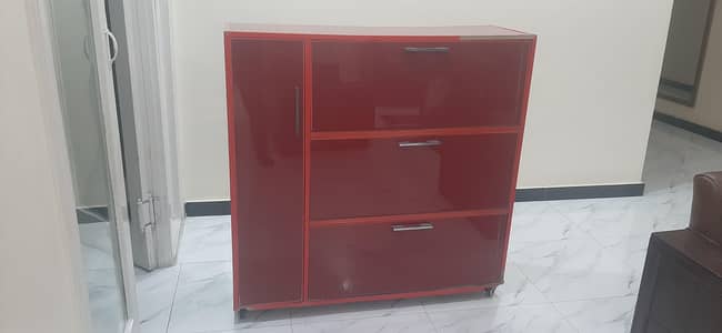 Shoe rack in mint condition