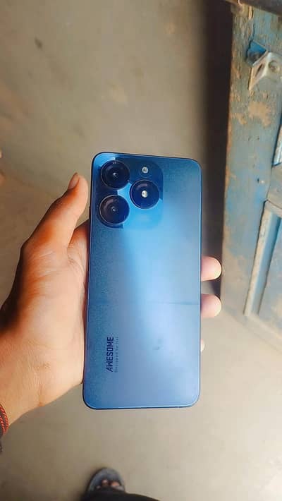 Itel A70 8+4 storage 128