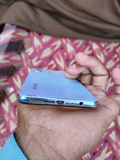 Vivo S1