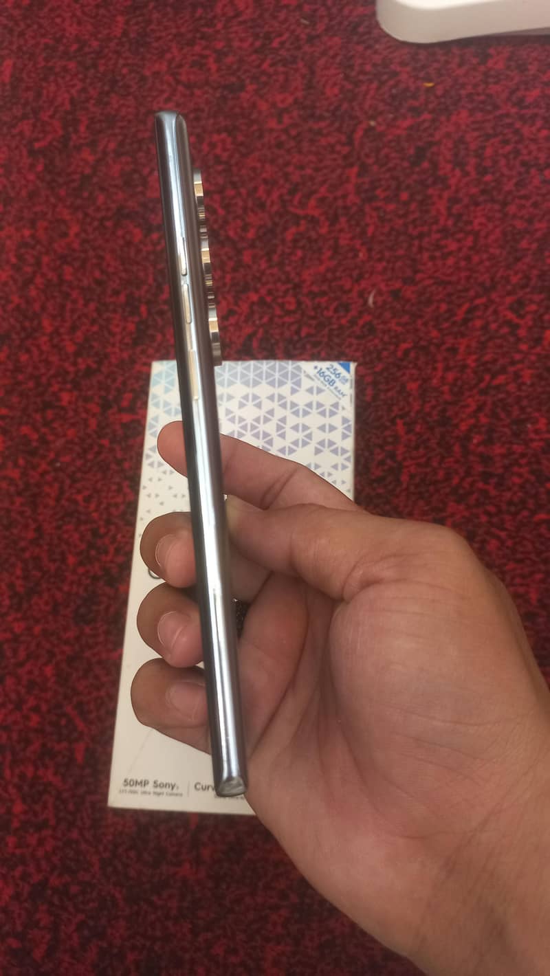 Tecno CAMON 40 Pro 3