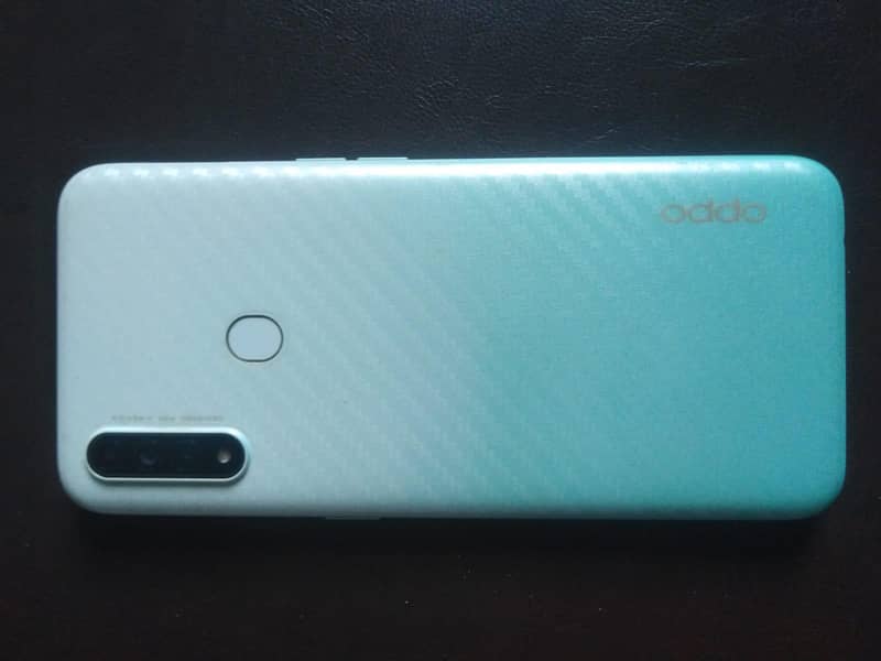 OPPO A31 3