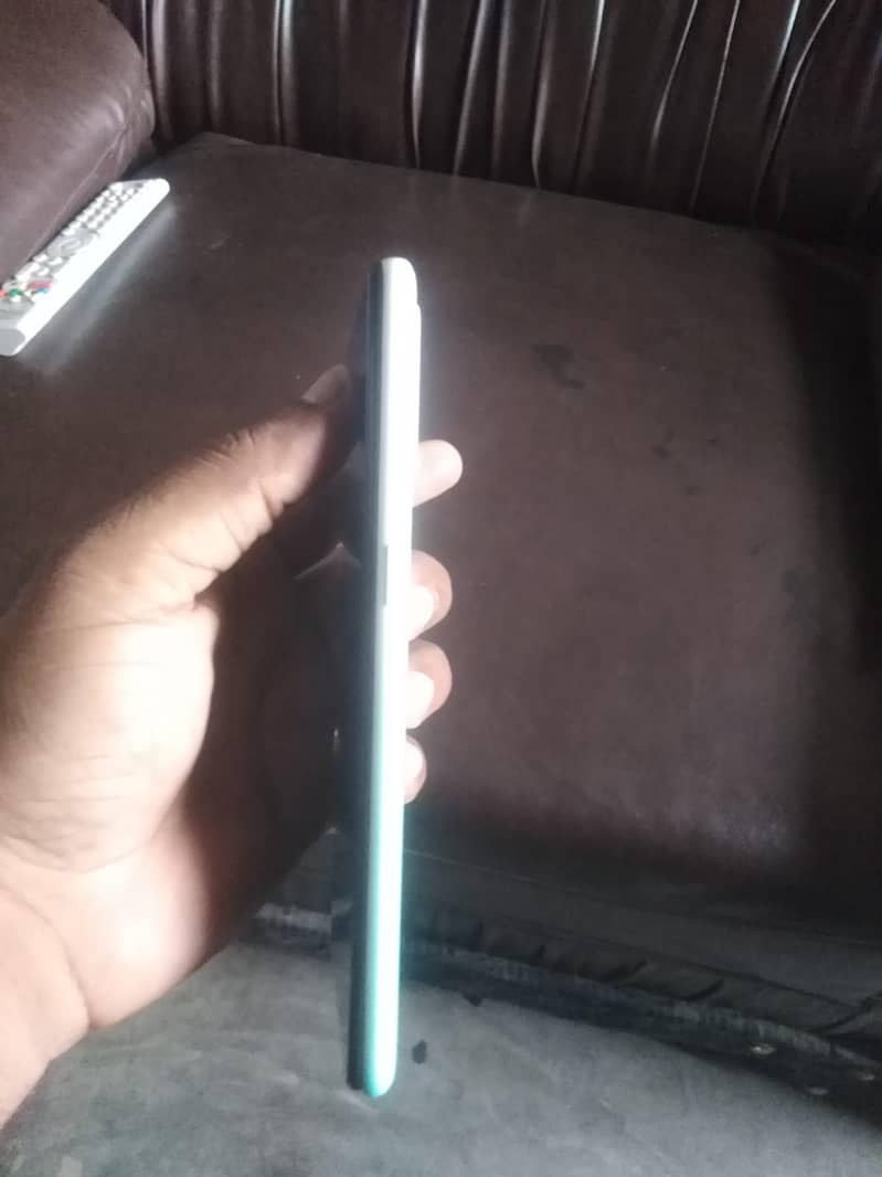 OPPO A31 6
